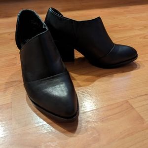 Shellys London Black Booties Sz 6.5